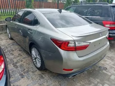 Lexus ES 350