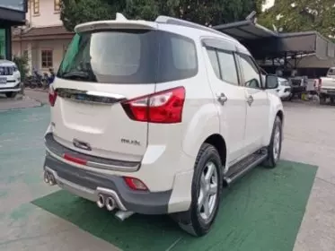Isuzu MUX