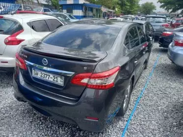 Nissan Sentra