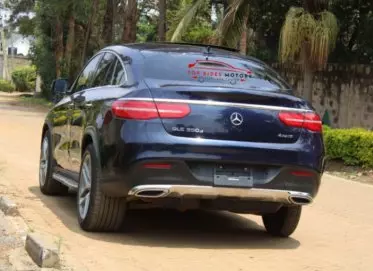 Mercedes-Benz GLE 300