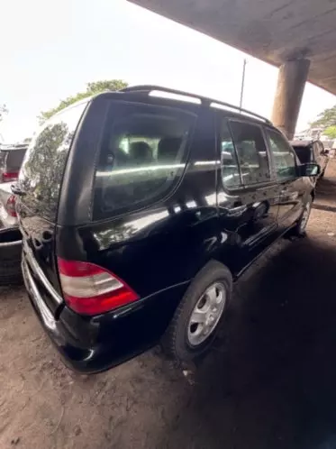Mercedes-Benz ML 320
