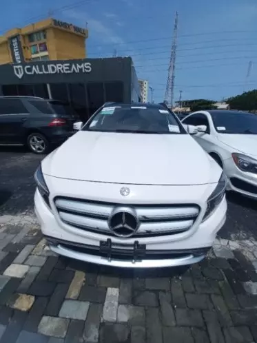 Mercedes-Benz GLA 250