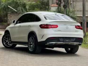 Mercedes-Benz GLE 350