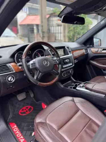 Mercedes-Benz ML 350