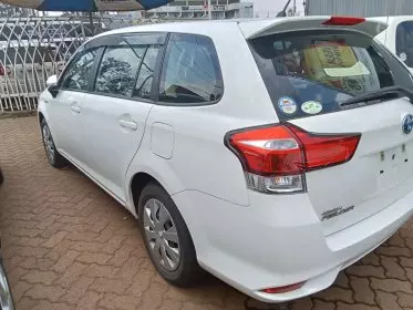 Toyota Fielder hybrid