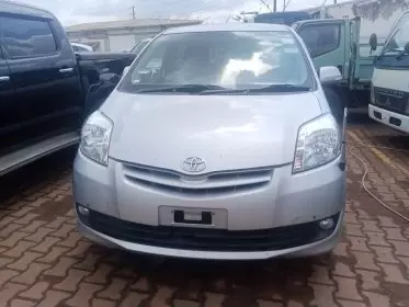 Toyota Passo Sette