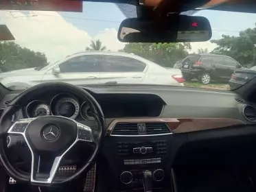 Mercedes-Benz C 250