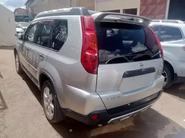 Nissan X- trail