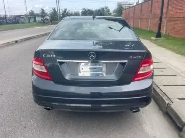 Mercedes-Benz C 300