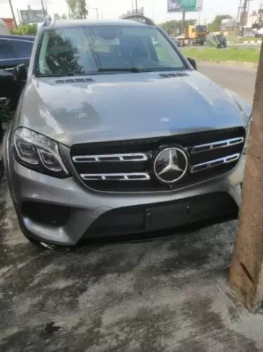 Mercedes-Benz GLS 550