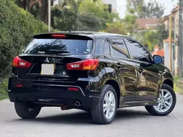 Mitsubishi RVR