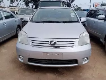 Toyota Raum