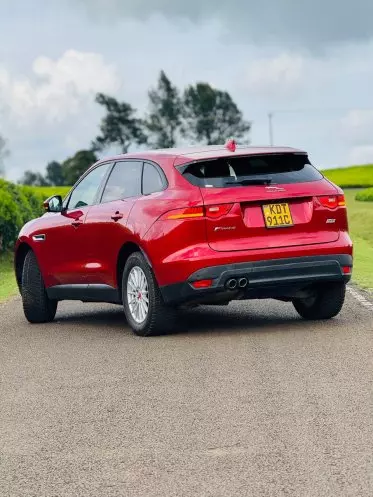 Jaguar F-Pace