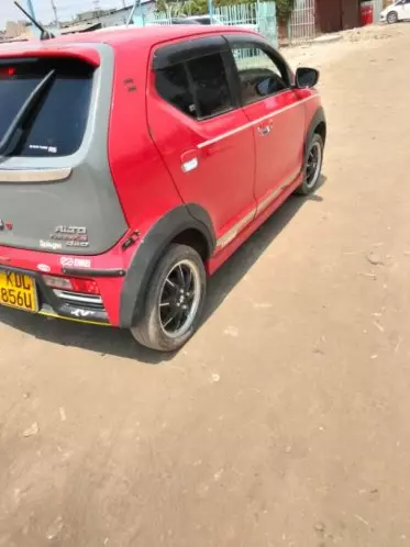 SUZUKI alto