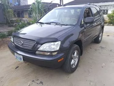 Lexus RX 300