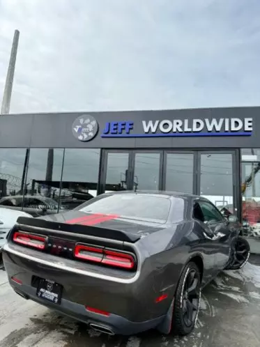 Dodge Challenger