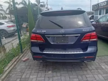 Mercedes-Benz GLE 400