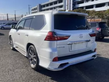 Lexus LX 570