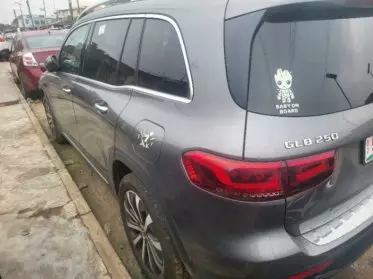 Mercedes-Benz GLB 250