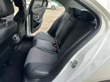 Mercedes-Benz C220