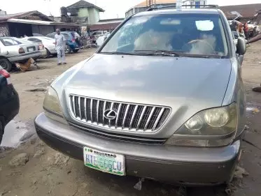 Lexus RX 300