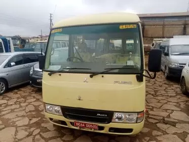 Mitsubishi Rosa 