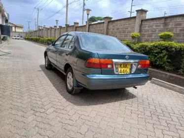Nissan Sunny