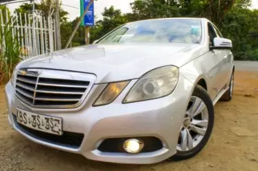 Mercedes-Benz E 250