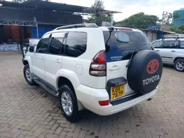 Toyota Landcruiser Prado