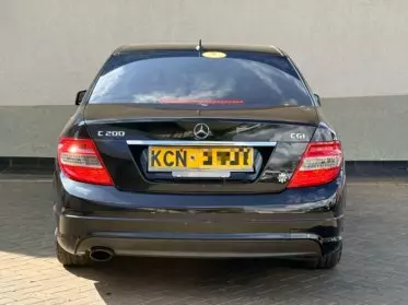 Mercedes-Benz C200