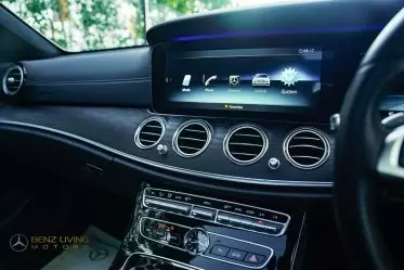 Mercedes-Benz E200
