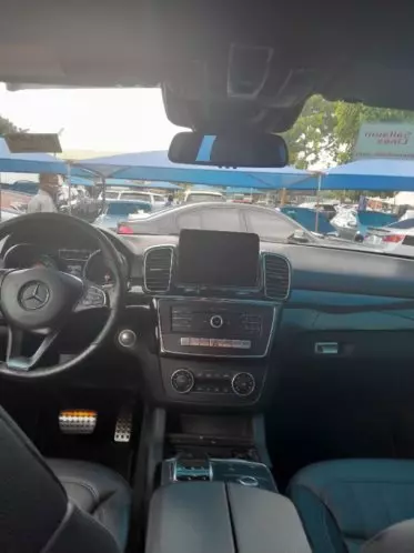 Mercedes-Benz GLE 400