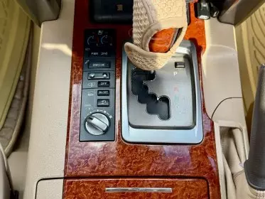 Toyota Land Cruiser V8