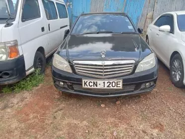 Mercedes-Benz C 200