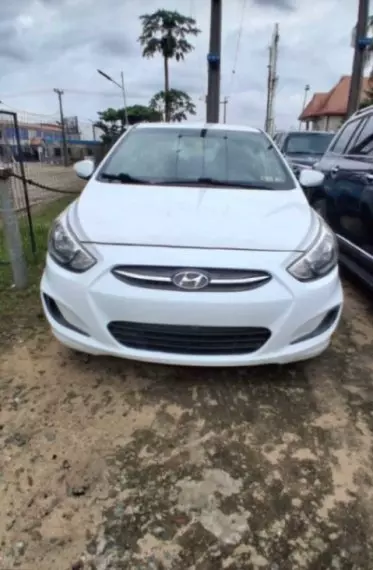 Hyundai Accent RB