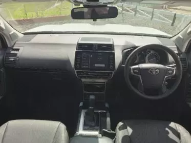 Toyota Land Cruiser VX