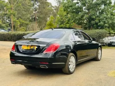 Mercedes-Benz S 500