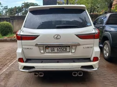 Lexus LX 570