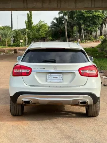Mercedes-Benz GLA 250