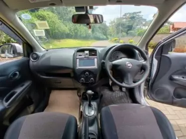 Nissan Latio