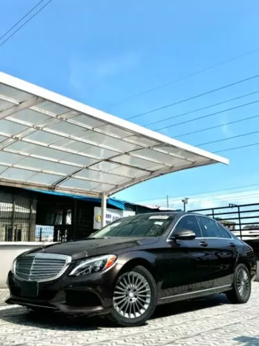 Mercedes-Benz C 300