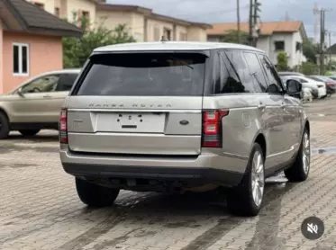 RANGE ROVER HSE LR4