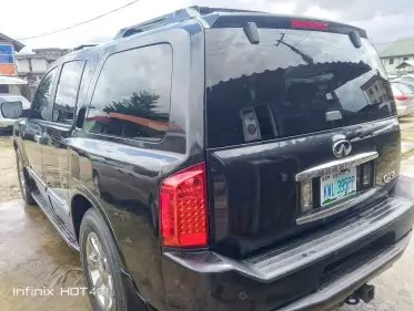 Infiniti QX56