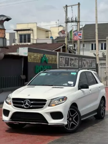 Mercedes-Benz GLE 350