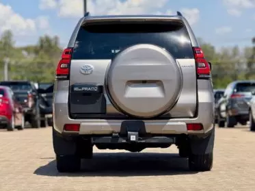 Toyota Landcruiser Prado