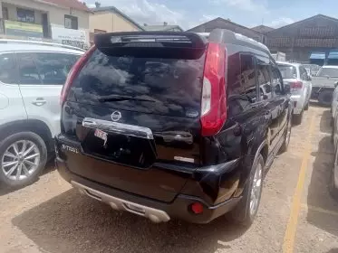 Nissan X- trail