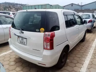 Toyota Raum