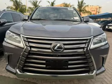 Lexus LX