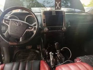 Toyota Land Cruiser Prado TX L