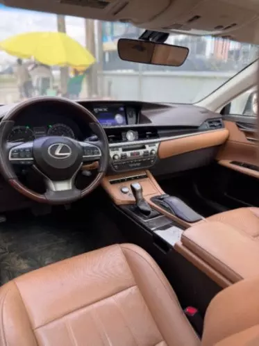 Lexus ES 350
